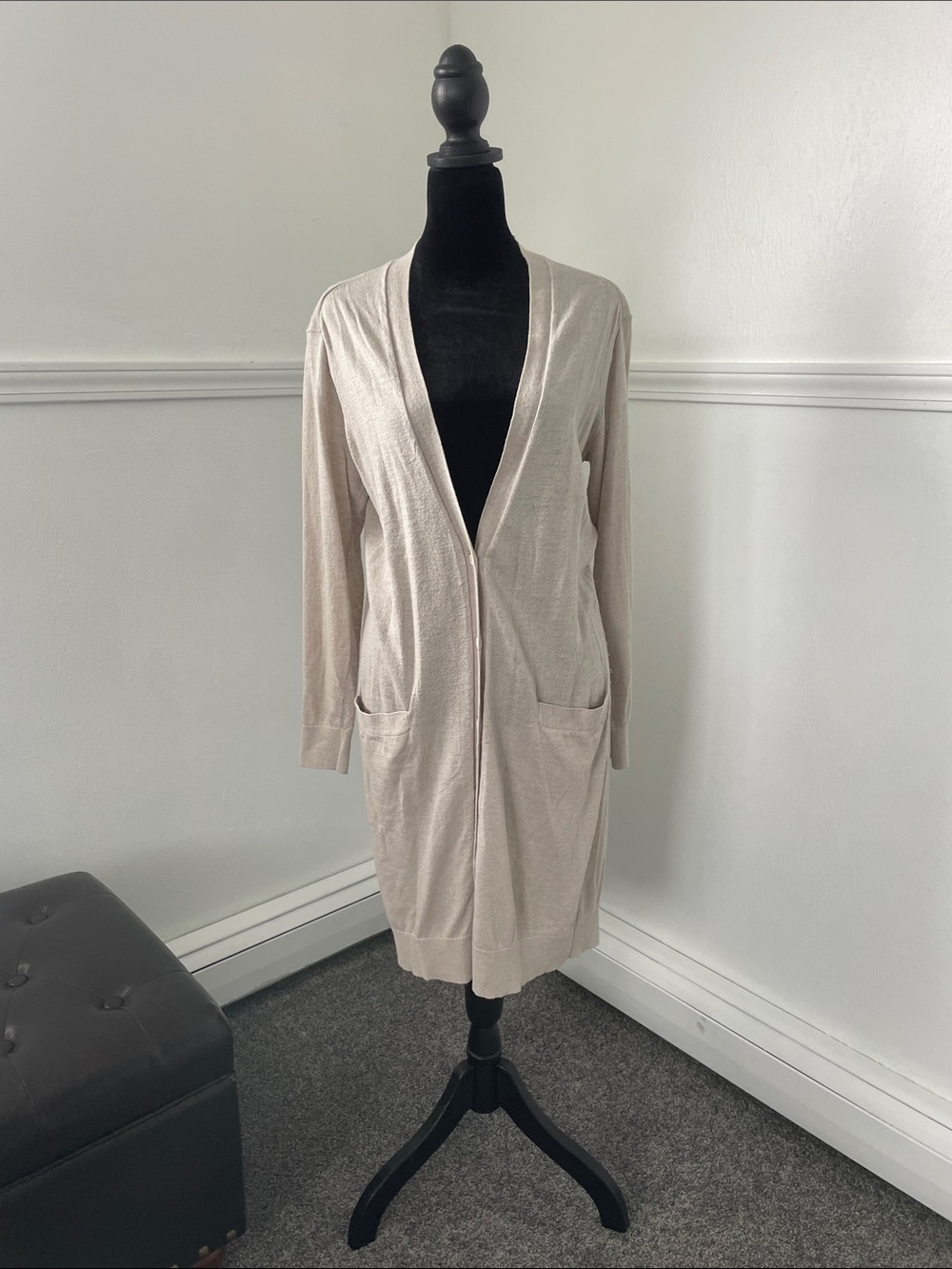 GAP Linen Blend Knit Cardigan in Light Beige